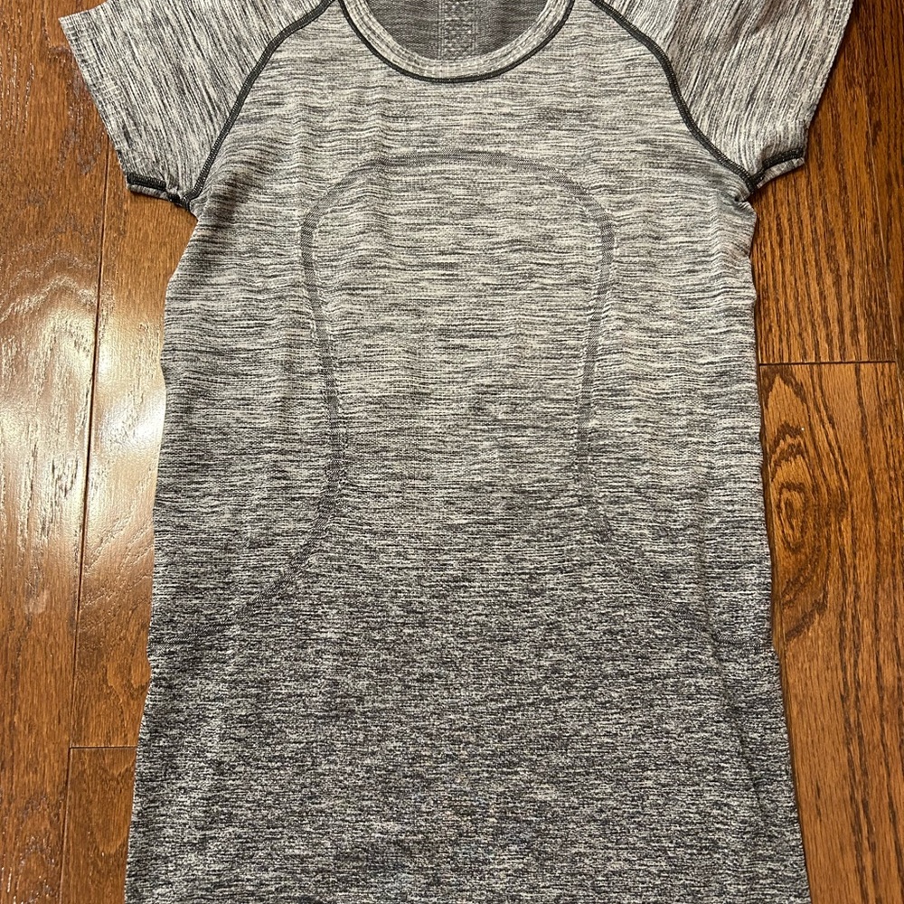 Lululemon Swiftly Heathered Black Short Sleeve Tee